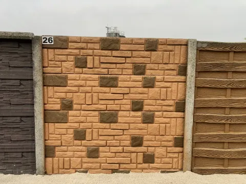 Betónový plot Mária, vzor 26